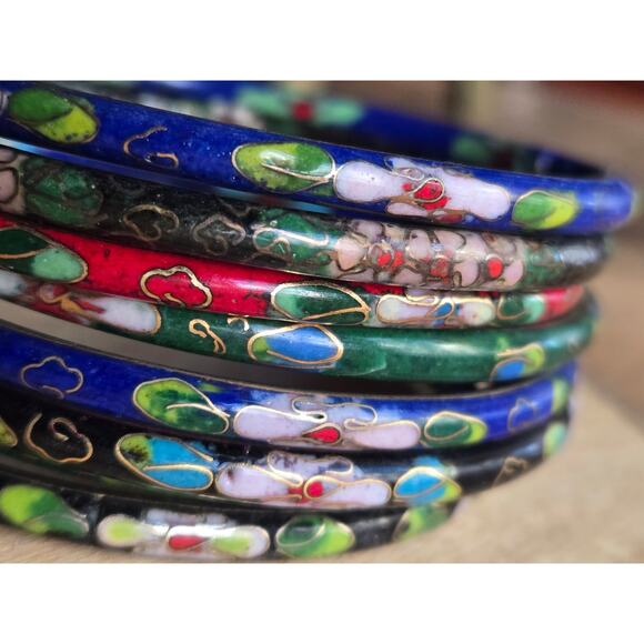 Colorful Floral Enamel Bangle Set - Picture 6 of 7